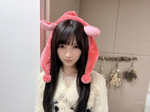 賀喜遥香ちゃんの爪に書いちゃった時のリアクションが可愛すぎる！！！【乃木坂46】
 | アイドルまとめ速報 ドル速(ピックアップ8)