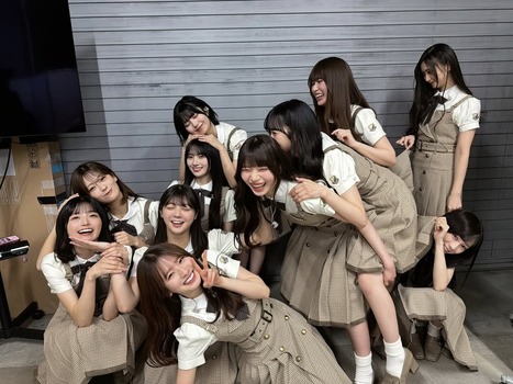 【日向坂46】居合わせたおひさまの振る舞いが素晴らしい… 松田好花が営業中のシブツタに来店！
 | アイドルまとめ速報 ドル速(ピックアップ6)