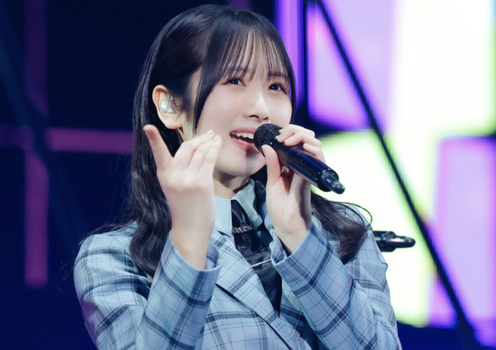 中華リーク、41枚目はアルノセンター
 | アイドルまとめ速報 ドル速(ピックアップ4)