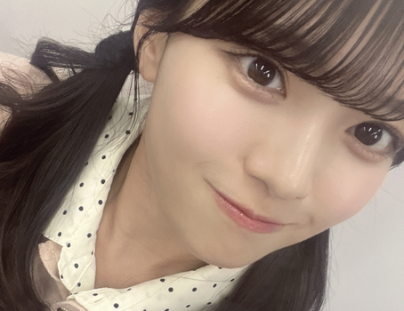 【速報】秋元真夏、濡れ場でナマ腋wwwwwwwwwww
 | アイドルまとめ速報 ドル速(ピックアップ4)