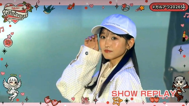 弟子が師匠の写真集を熟読してるｗ【乃木坂46】
 | アイドルまとめ速報 ドル速(最新記事10)