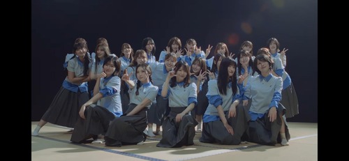 櫻坂46の新衣装、「清掃員」「中国の工場員」と心無い賞賛コメで溢れる | 櫻坂46の新衣装、「清掃員」「中国の工場員」と心無い賞賛コメで溢れる | アイドルまとめ速報 ドル速(画像09140954307110_2)