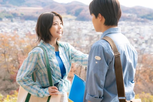 【画像】柴田柚菜の等身大パネル、美しすぎるけどなんでアンダーなん？
 | アイドルまとめ速報 ドル速(最新記事9)