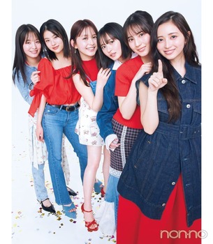 ドキドキのステージが終わって抱き合う3人が可愛すぎる！！！【乃木坂46】
 | アイドルまとめ速報 ドル速(最新記事1)